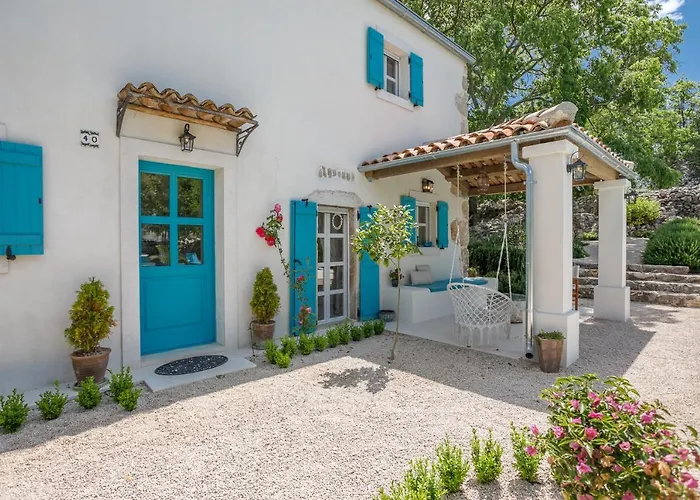 Heritage Villa Laurel